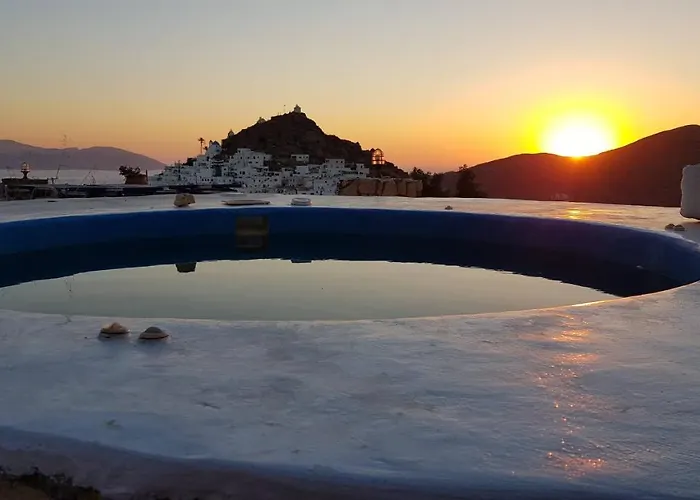 The Fig Tree 別荘 イオス島 チョーラ